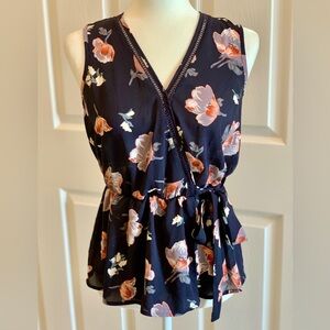 Sienna Sky Women's Floral Navy Sleeveless Peplum Blouse Size Small